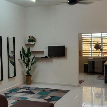Nvacastay Marang Exterior photo