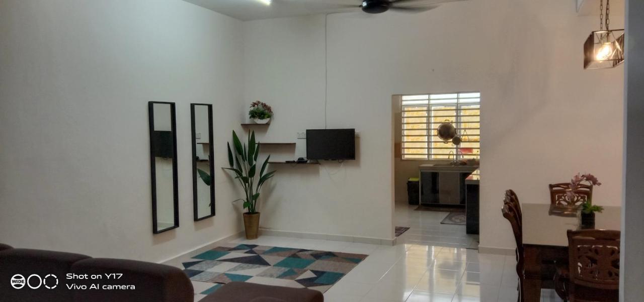Nvacastay Marang Exterior photo